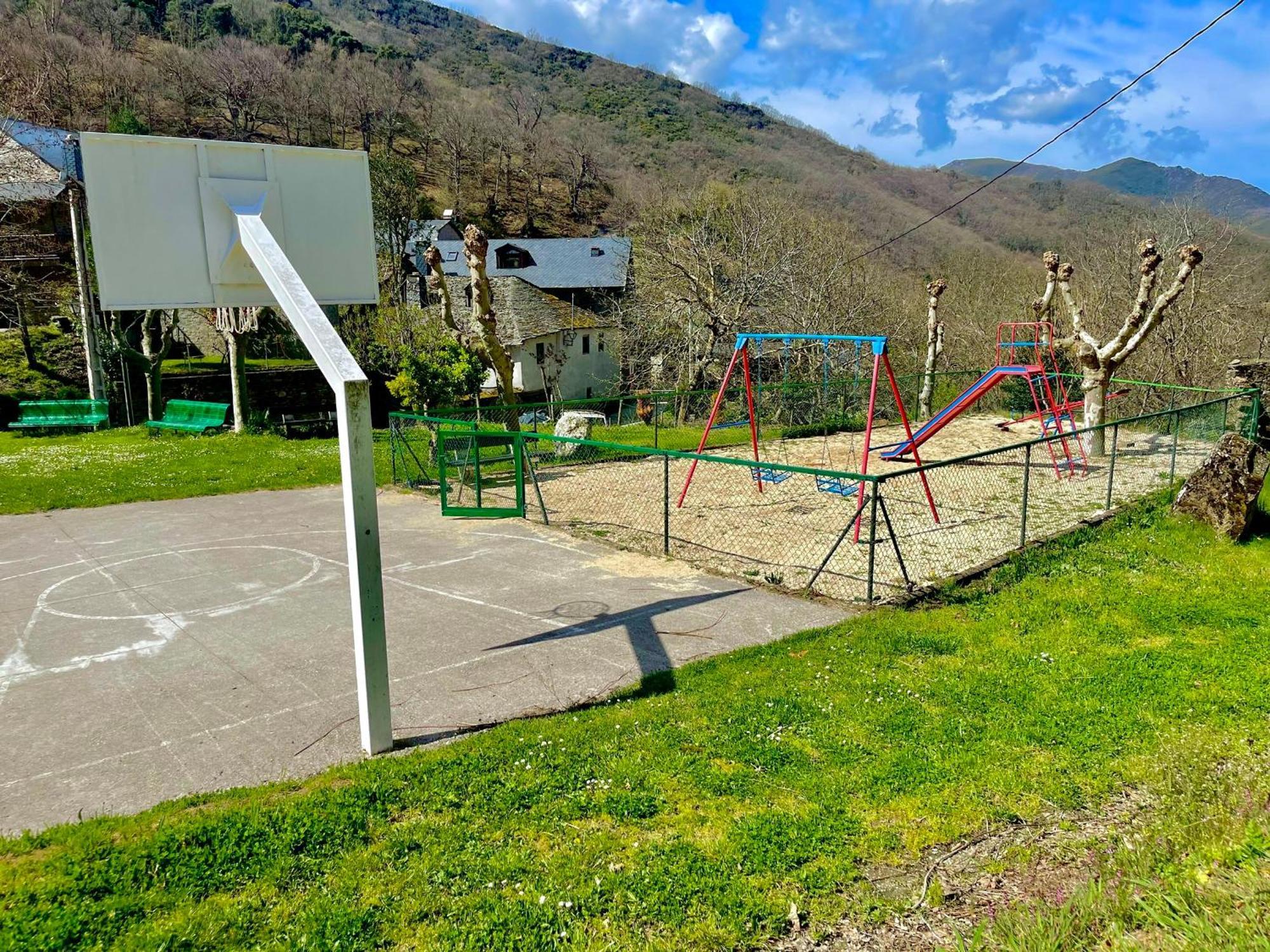 Casa Boral- Comfort Exclusivo En Plena Naturaleza - Valle Del Silencio Manzanedo de Valdueza ภายนอก รูปภาพ